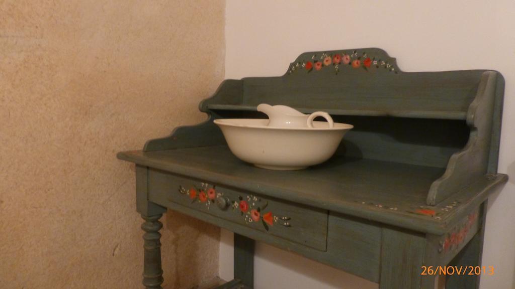 Couette Et Potager D'Antan Melle (Deux-Sevres) Phòng bức ảnh